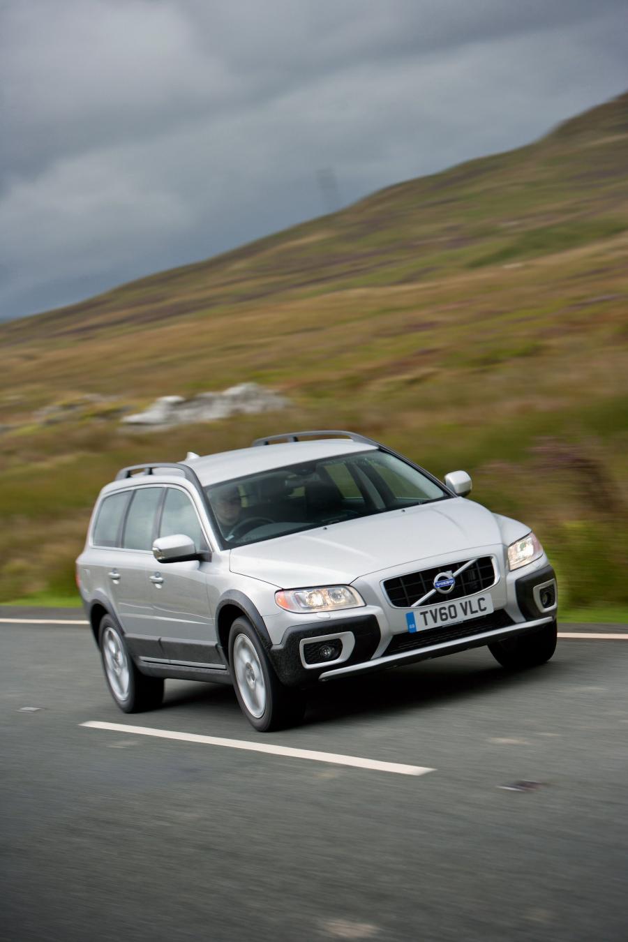  Volvo XC70 2010 года  (фото 17 из 58)